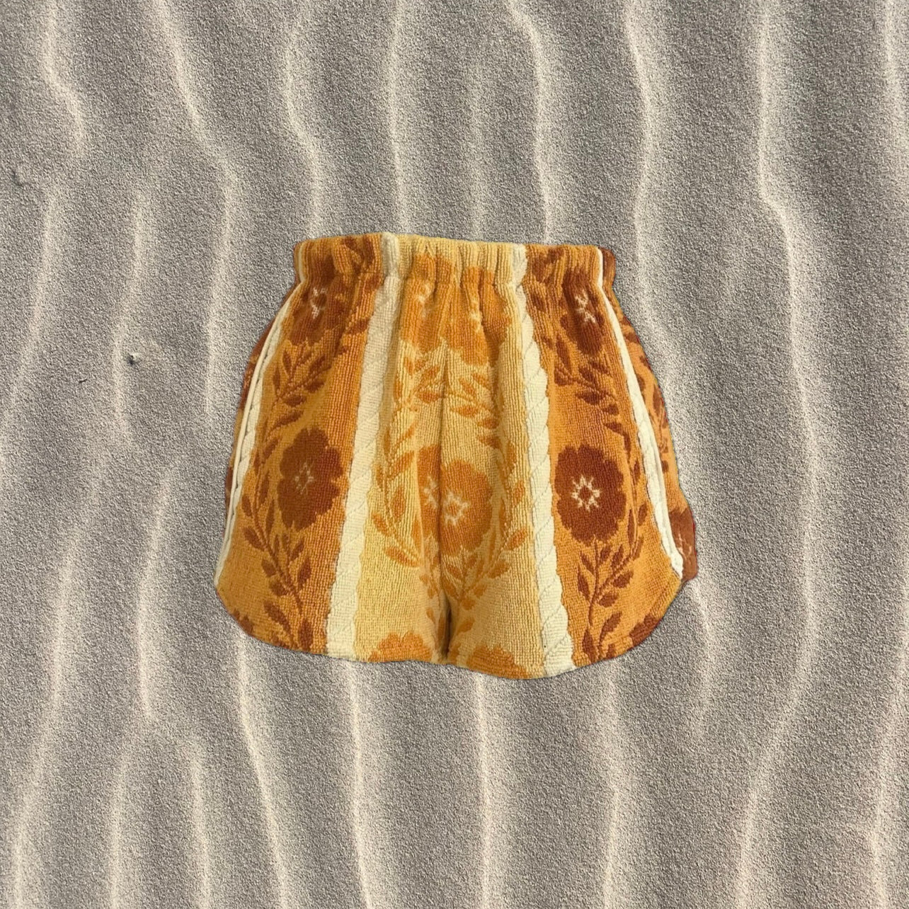 summer vintage shorts-tan