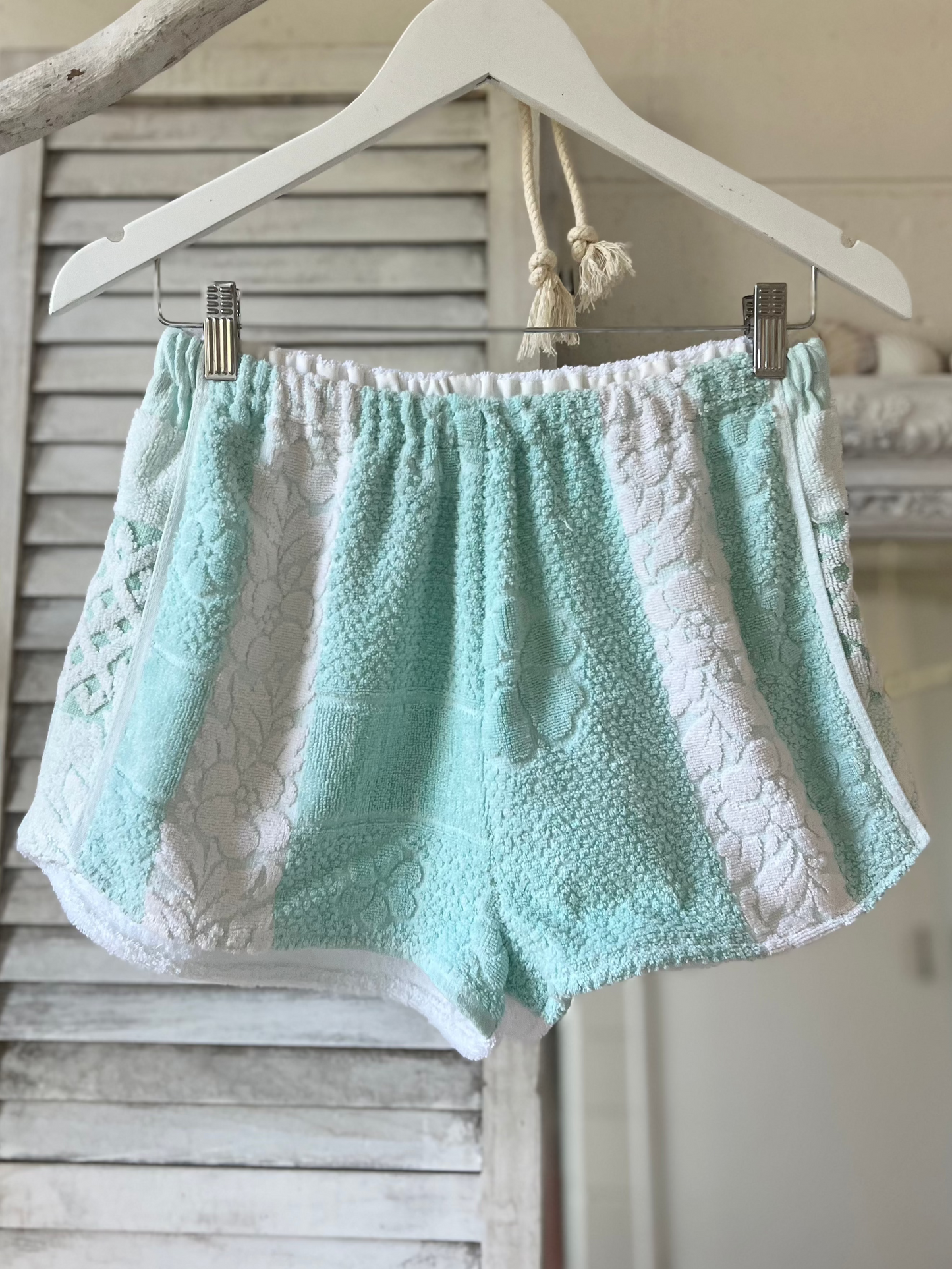 Vintage Short Mint